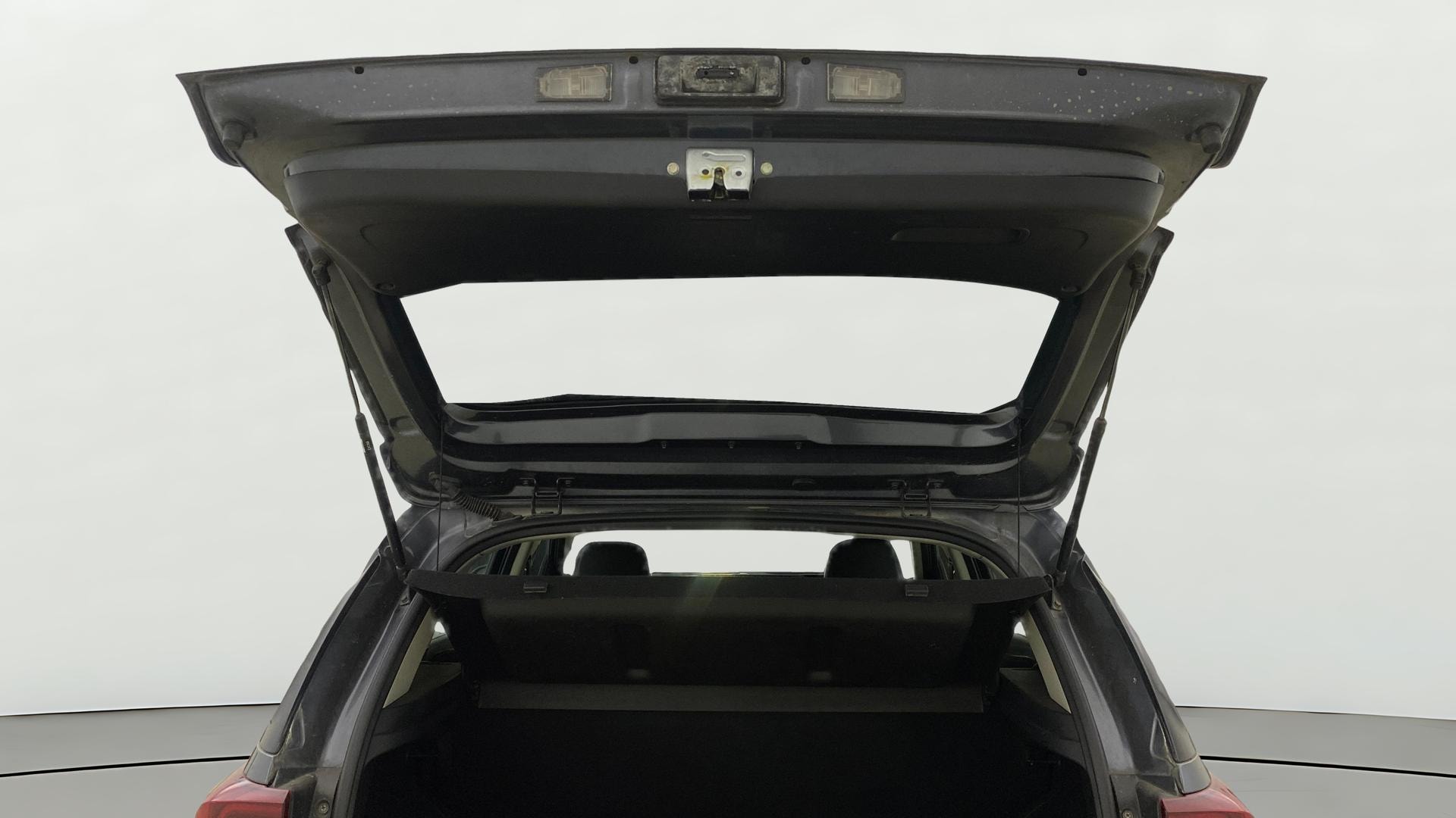 View 2021 Kia Sonet HTK Plus iMT Petrol Image 16 Used 2021 Kia Sonet HTK Plus iMT Petrol Image 16