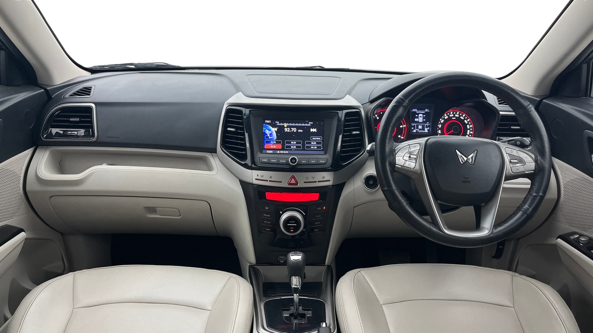 Used 2022 Mahindra XUV300 Used 2022 Mahindra XUV300
