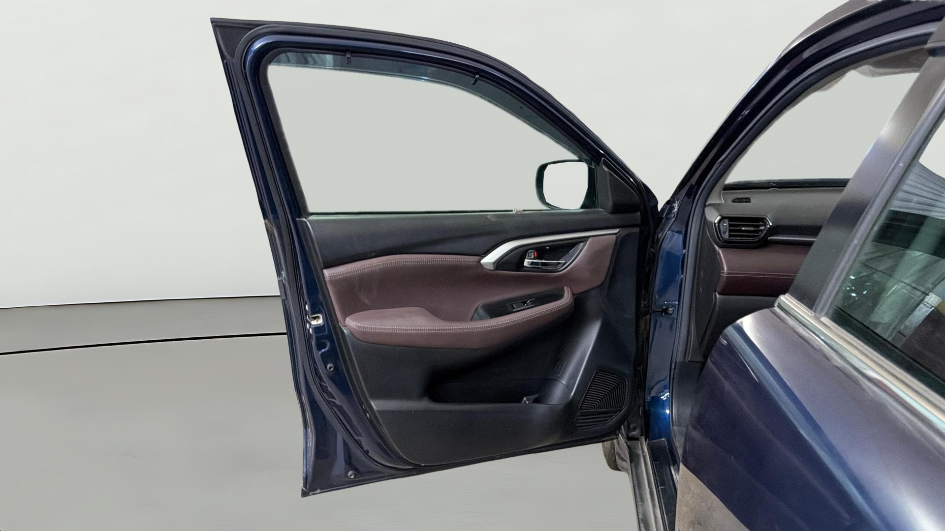View 2023 Maruti Suzuki 1000 Base Variant Image 32 Used 2023 Maruti Suzuki 1000 Base Variant Image 32