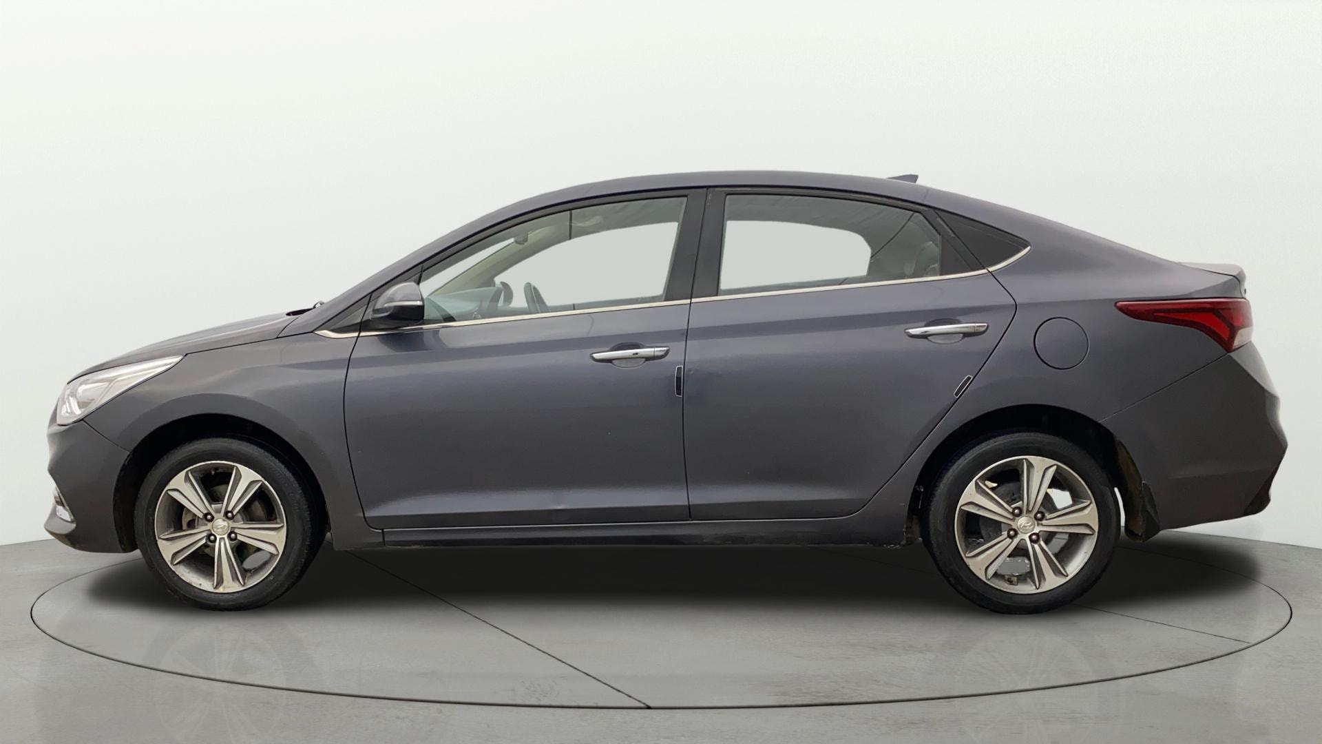 View 2018 Hyundai Verna 1.6 VTVT SX (O) Image 26 Used 2018 Hyundai Verna 1.6 VTVT SX (O) Image 26