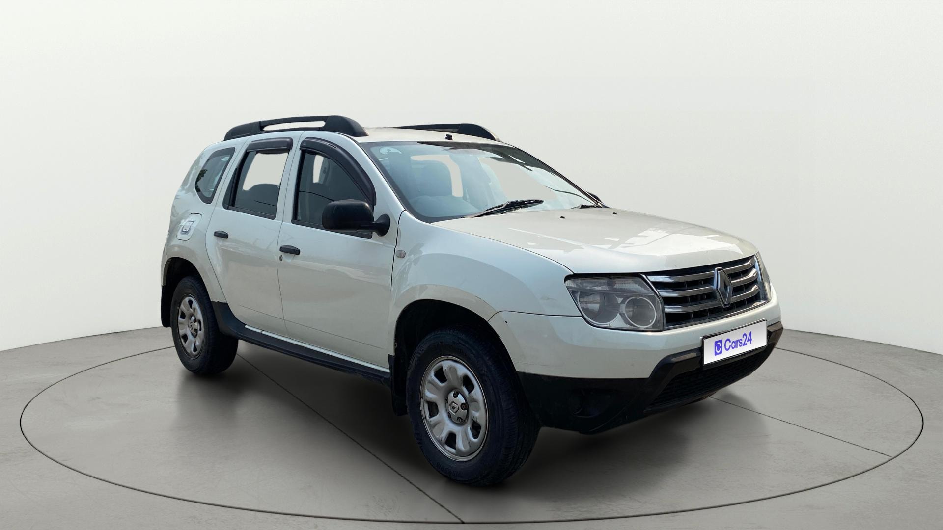 View 2015 Renault Duster Petrol RXE BS IV Image 21 Used 2015 Renault Duster Petrol RXE BS IV Image 21