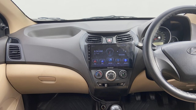View Hyundai EON Image 17 Used Hyundai EON Image 17