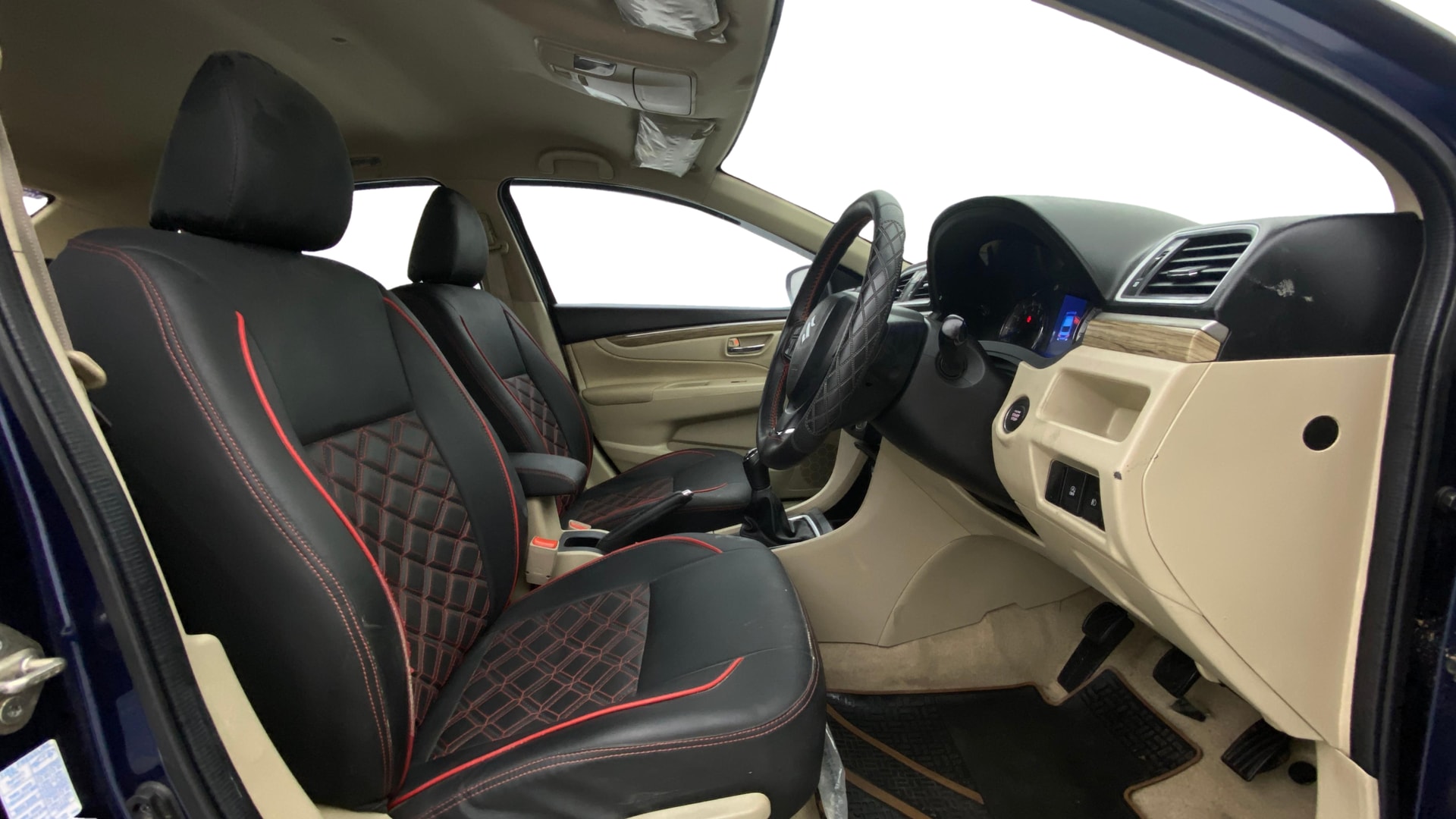 View 2022 Maruti Suzuki 1000 Base Variant Image 27 Used 2022 Maruti Suzuki 1000 Base Variant Image 27