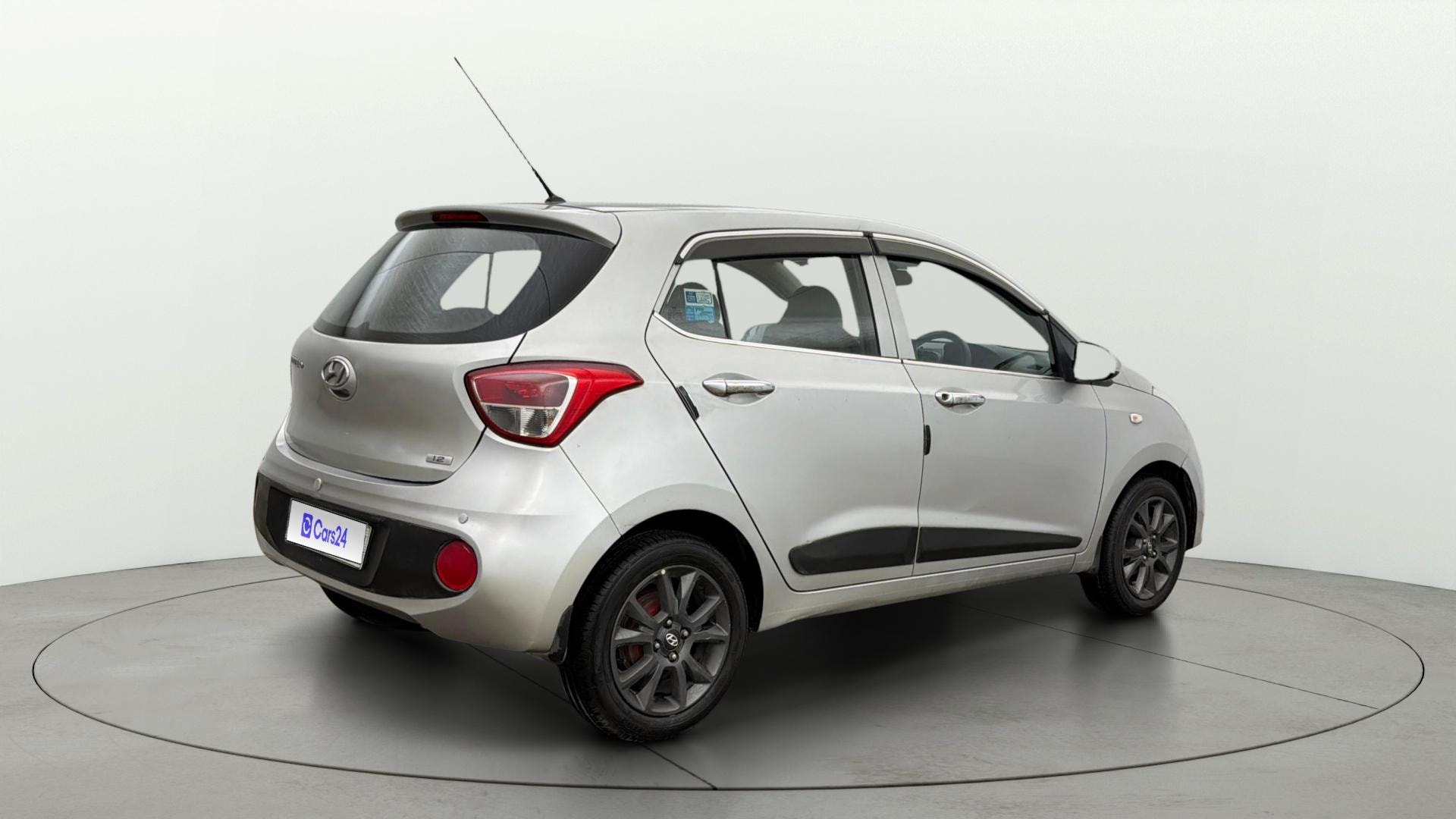 View 2018 Hyundai Grand i10 Magna 1.2 Kappa VTVT Image 41 Used 2018 Hyundai Grand i10 Magna 1.2 Kappa VTVT Image 41
