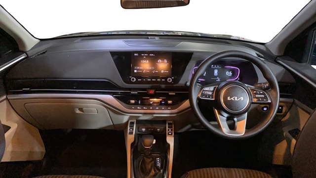 View Kia Carens Image 32 Used Kia Carens Image 32