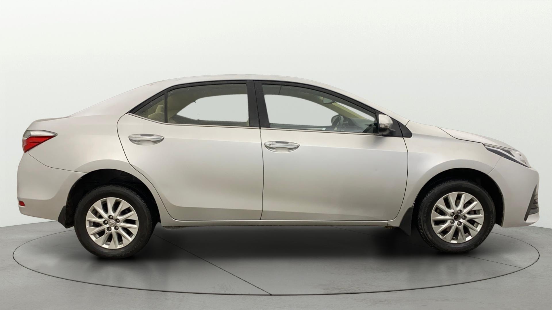 View 2019 Toyota Corolla Altis 1.8 G Image 8 Used 2019 Toyota Corolla Altis 1.8 G Image 8