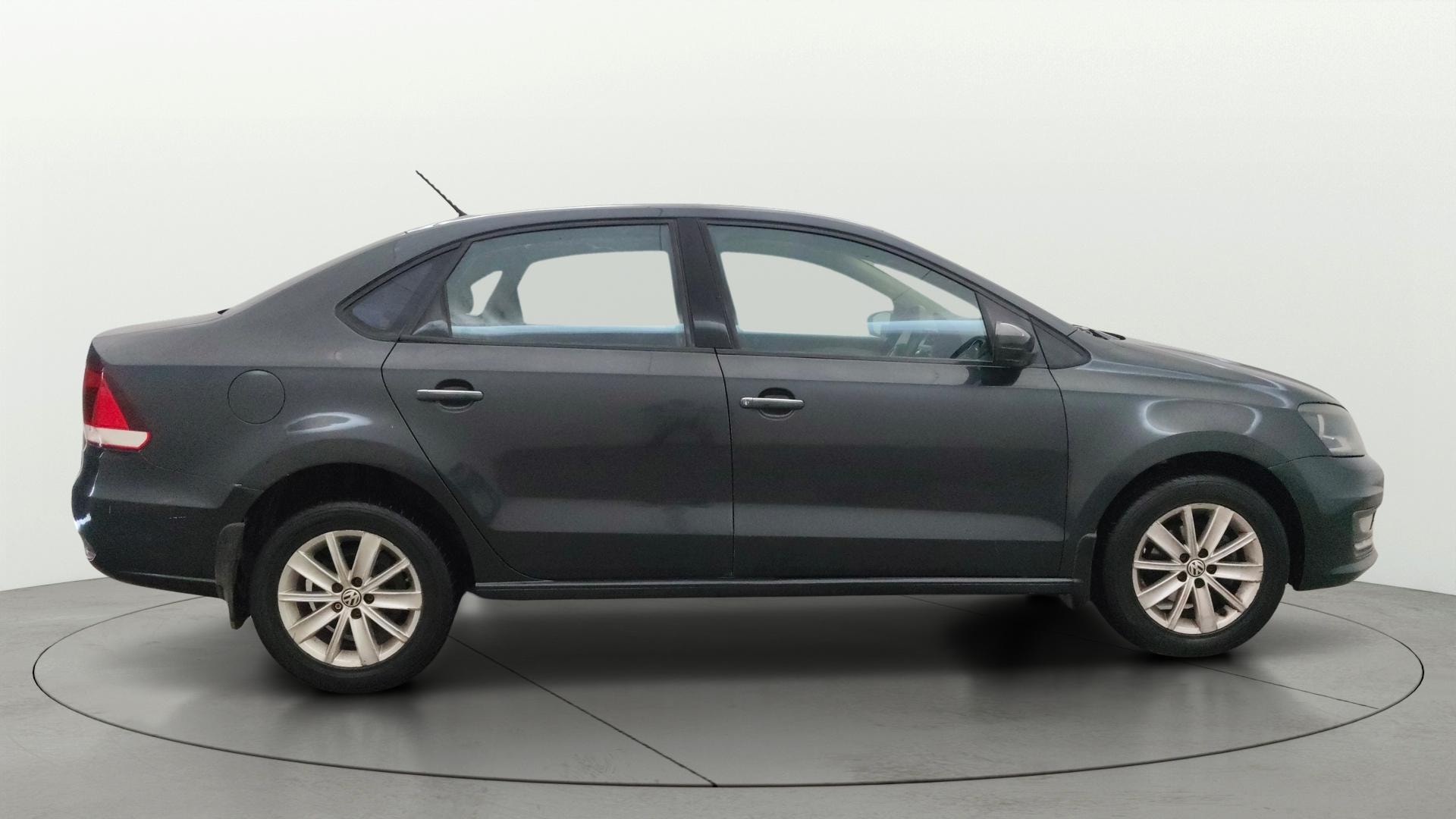 View 2015 Volkswagen Vento 1.2 L TSI Comfortline Petrol AT Image 8 Used 2015 Volkswagen Vento 1.2 L TSI Comfortline Petrol AT Image 8
