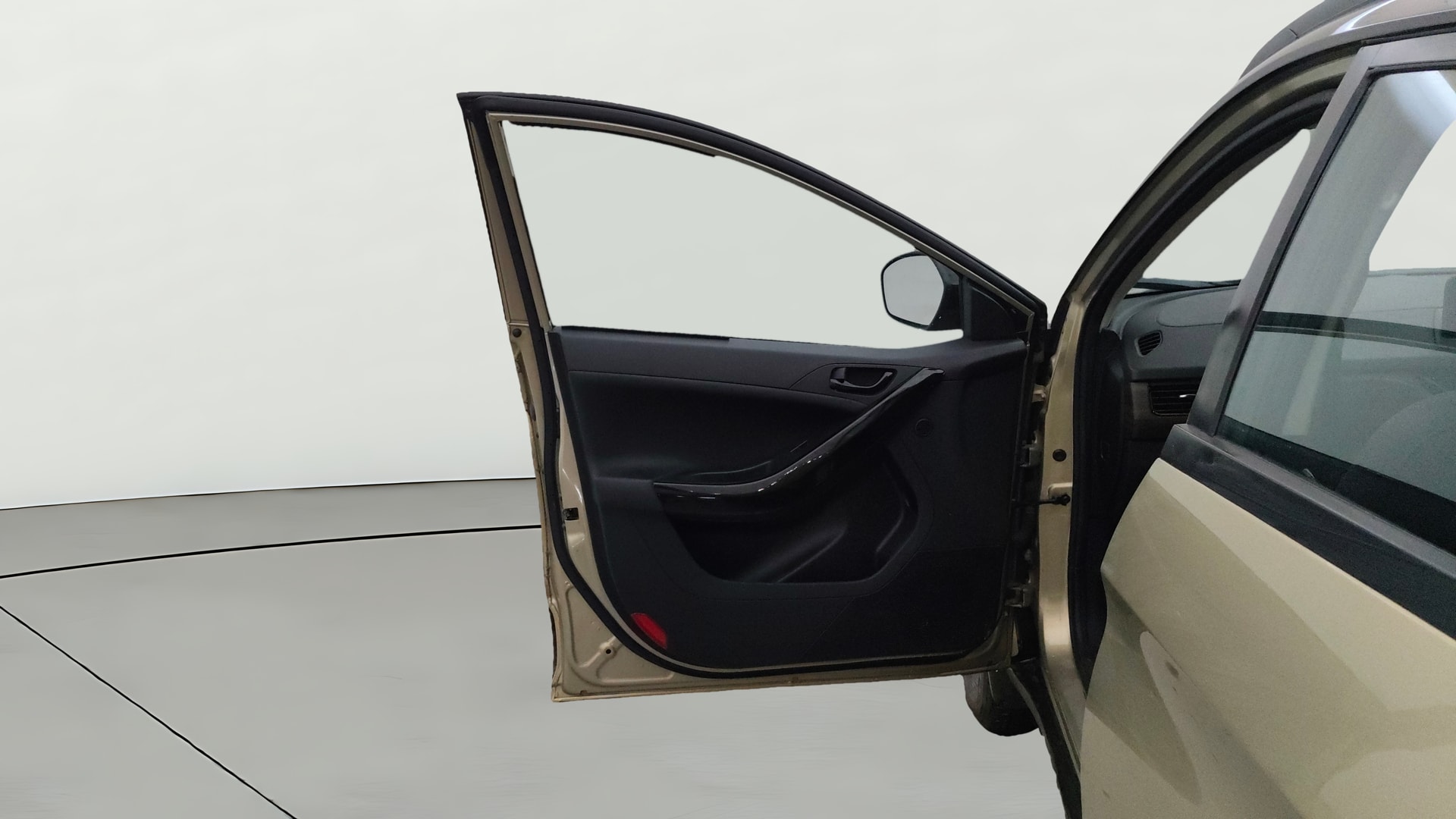 View 2022 Tata Nexon Revotorq Kaziranga XZA Plus AMT Image 39 Used 2022 Tata Nexon Revotorq Kaziranga XZA Plus AMT Image 39