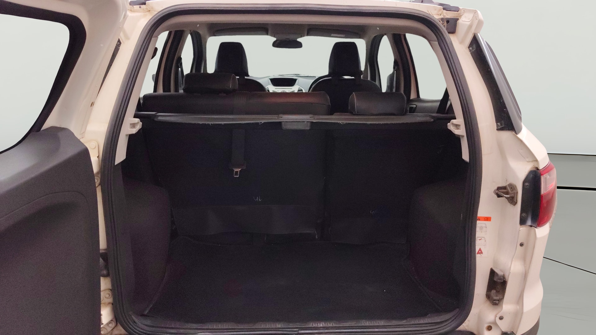 View 2015 Ford EcoSport 1.5 TDCi Diesel Ambiente BS IV Image 36 Used 2015 Ford EcoSport 1.5 TDCi Diesel Ambiente BS IV Image 36