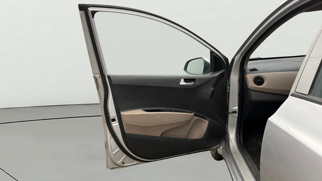 View Hyundai Grand i10 Image 30 Used Hyundai Grand i10 Image 30