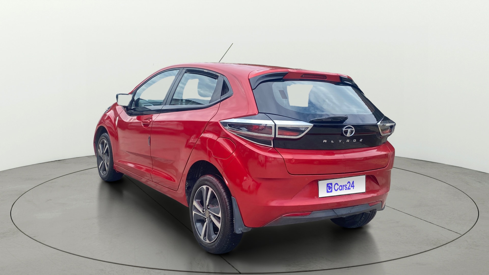 View 2022 Tata Altroz XZ Petrol Image 2 Used 2022 Tata Altroz XZ Petrol Image 2