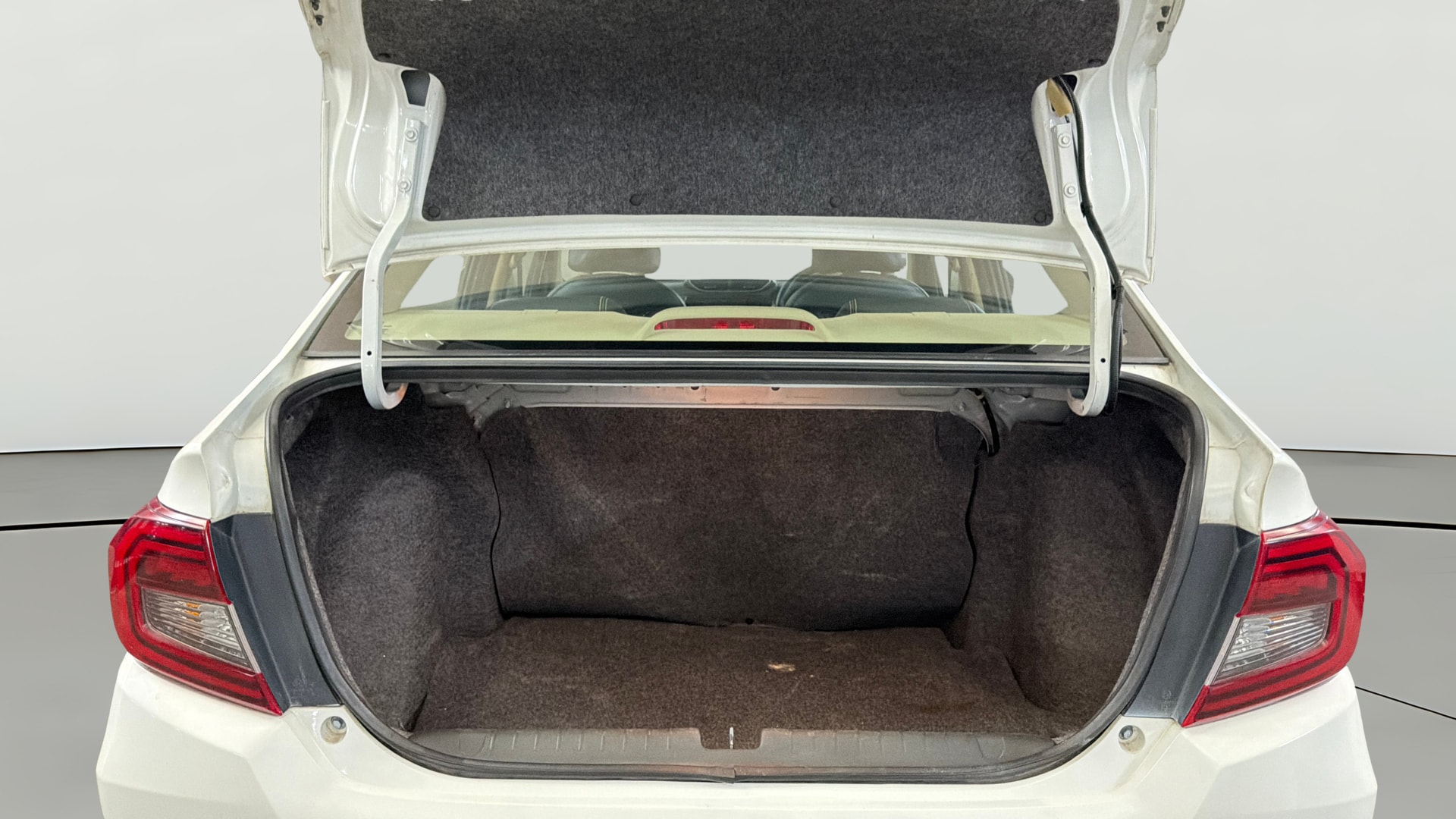 View 2021 Honda Amaze E MT Petrol BS IV Image 36 Used 2021 Honda Amaze E MT Petrol BS IV Image 36