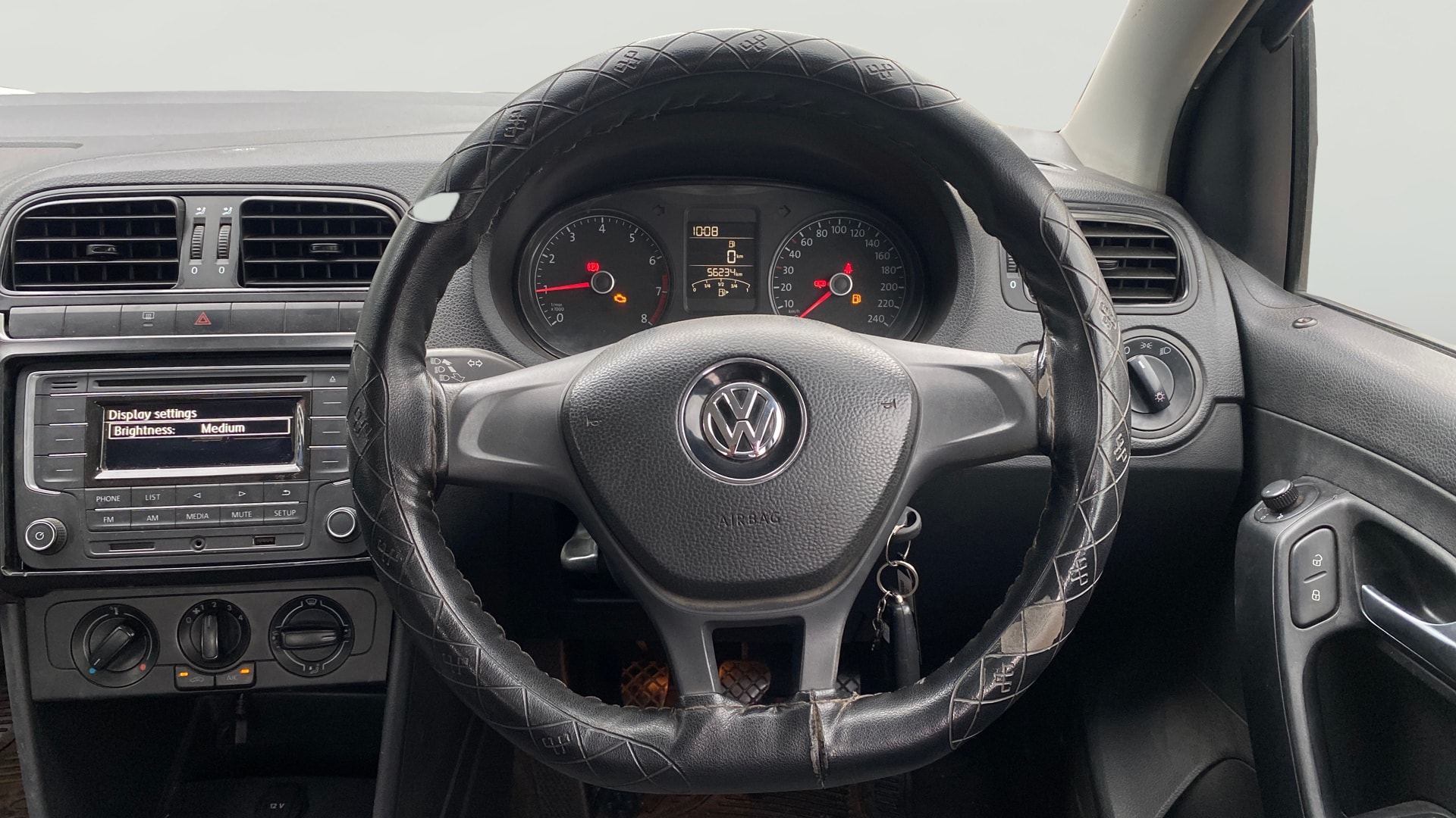 View 2019 Volkswagen Polo 1.0 L MPI Comfortline Petrol BS IV Image 22 Used 2019 Volkswagen Polo 1.0 L MPI Comfortline Petrol BS IV Image 22
