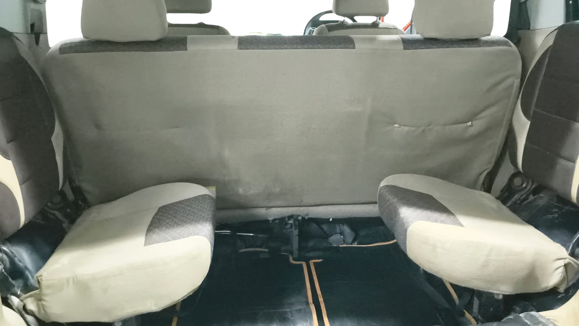 Used 2020 Mahindra TUV300 Used 2020 Mahindra TUV300