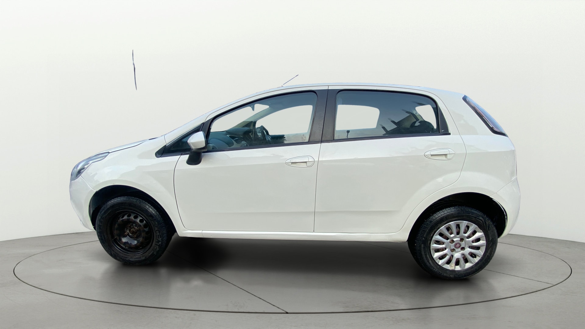View 2017 Fiat Punto Evo 1.2 Active Image 5 Used 2017 Fiat Punto Evo 1.2 Active Image 5