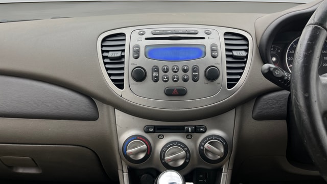 View Hyundai i10 Image 17 Used Hyundai i10 Image 17