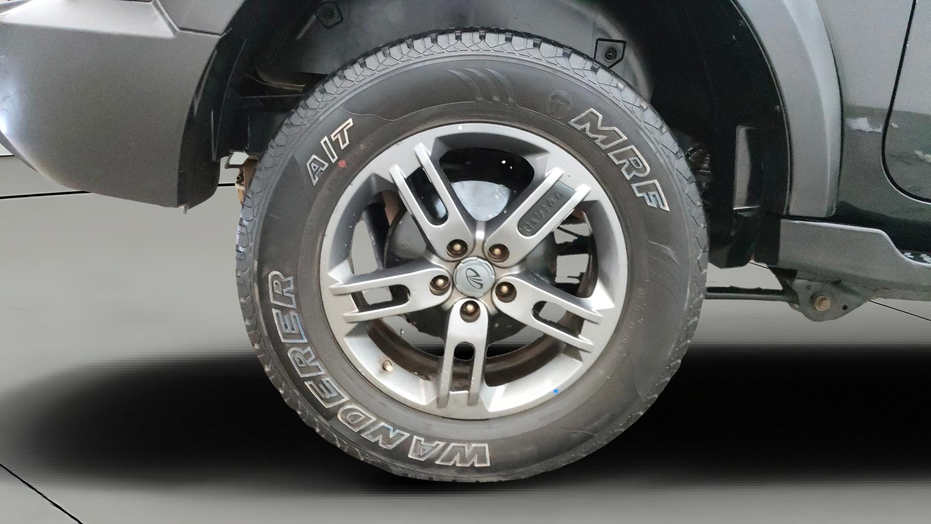 View 2021 Mahindra Thar AX Standard Manual Soft Top 6 Seater Image 22 Used 2021 Mahindra Thar AX Standard Manual Soft Top 6 Seater Image 22