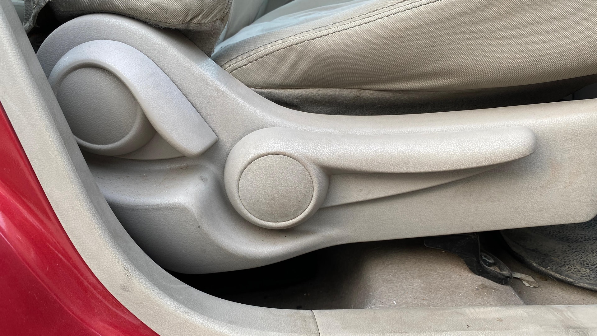 View 2016 Nissan Micra XV (CVT) Image 13 Used 2016 Nissan Micra XV (CVT) Image 13