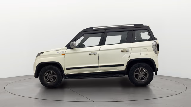 View Mahindra TUV300 Image 5 Used Mahindra TUV300 Image 5