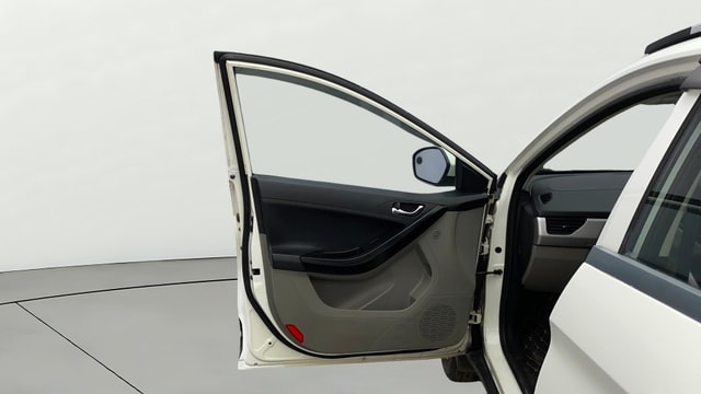 View Tata Nexon Image 30 Used Tata Nexon Image 30