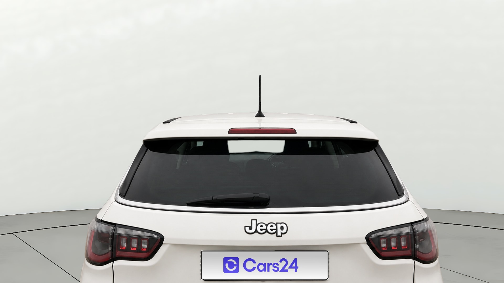 View 2019 Jeep Compass Sport 1.4 Multi AIR Petrol BS IV Image 3 Used 2019 Jeep Compass Sport 1.4 Multi AIR Petrol BS IV Image 3
