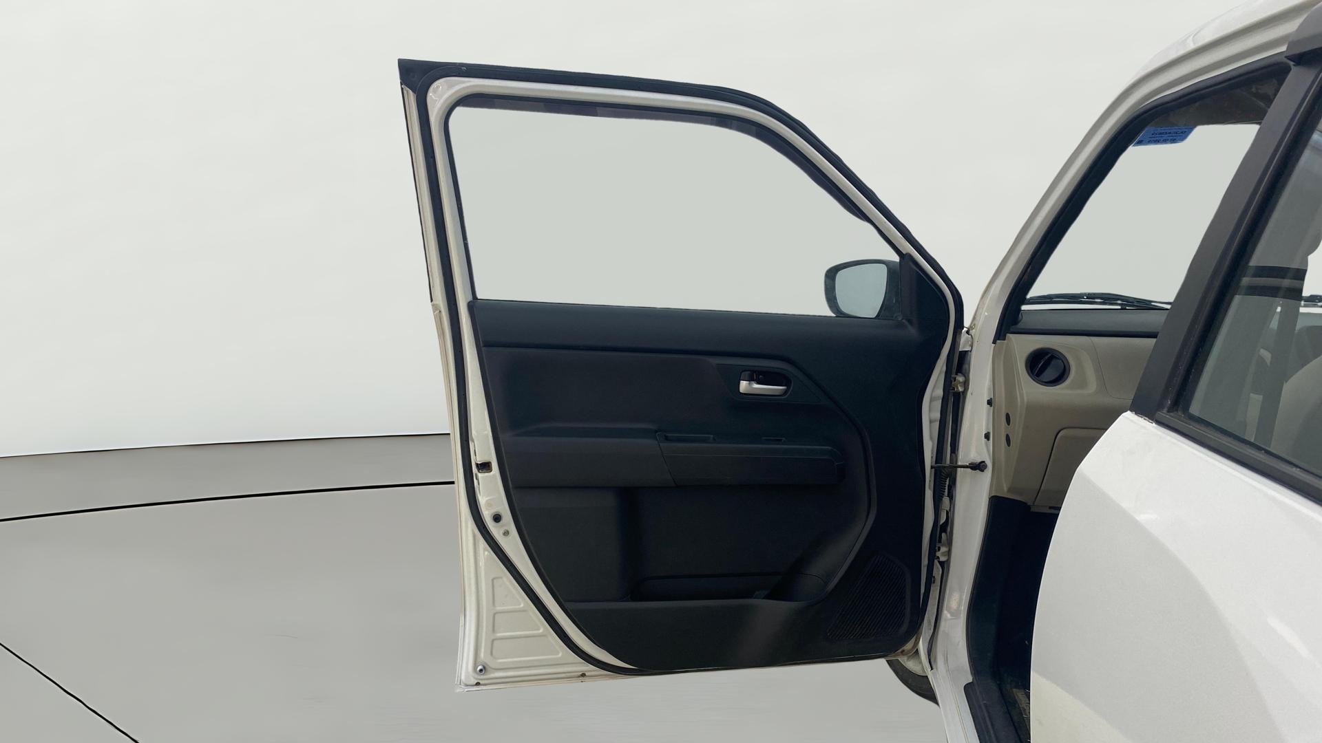 View 2019 Maruti Suzuki 1000 Base Variant Image 30 Used 2019 Maruti Suzuki 1000 Base Variant Image 30