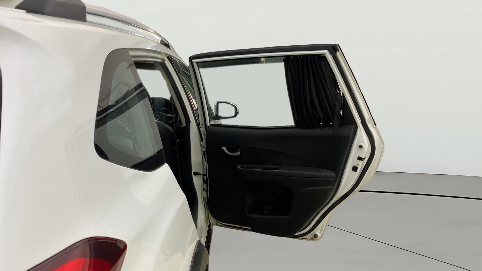 View 2017 Honda BR-V E Diesel Image 7 Used 2017 Honda BR-V E Diesel Image 7