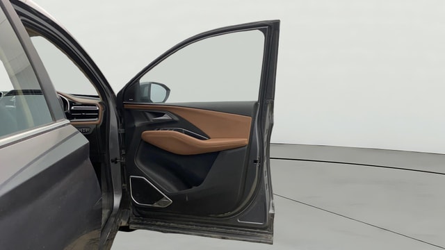 View MG Hector Plus Image 49 Used MG Hector Plus Image 49