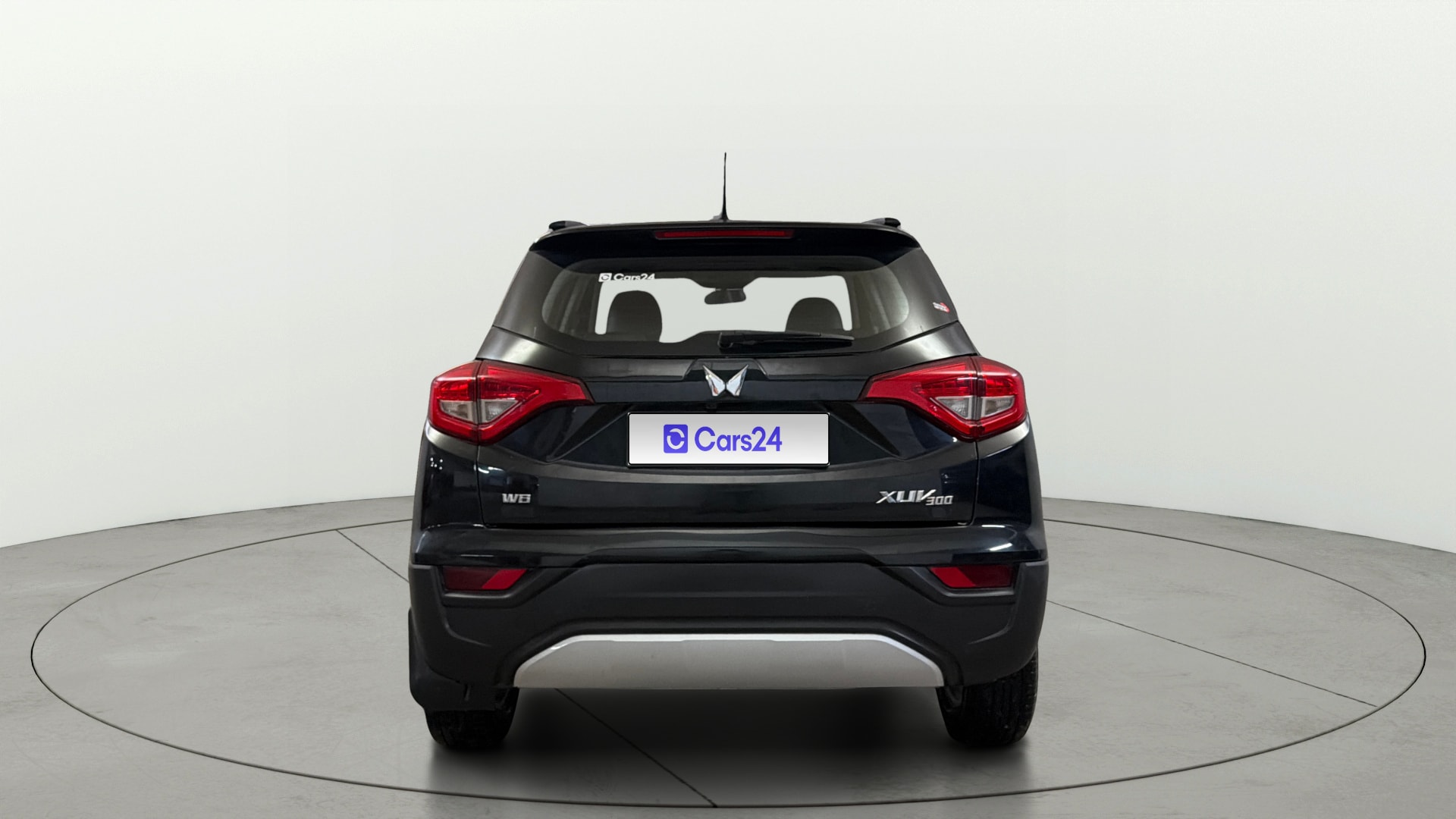 View 2024 Mahindra XUV300 W4 Petrol BS IV Image 43 Used 2024 Mahindra XUV300 W4 Petrol BS IV Image 43