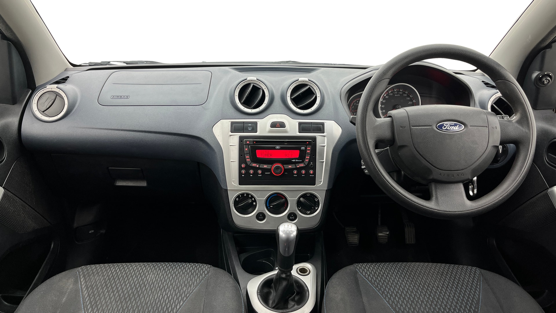 View 2013 Ford Figo 1.2P Ambiente MT BS IV Image 15 Used 2013 Ford Figo 1.2P Ambiente MT BS IV Image 15