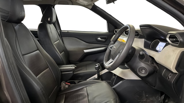 View Nissan Magnite Image 17 Used Nissan Magnite Image 17