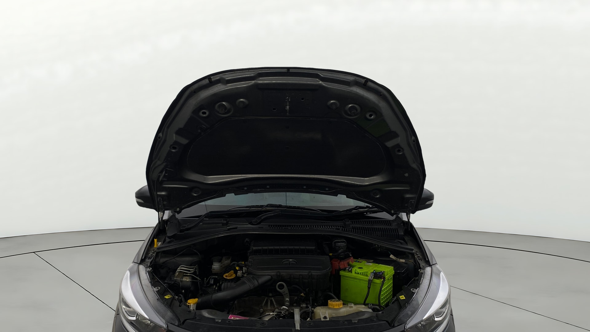 View 2023 Tata Tigor XE Diesel Image 32 Used 2023 Tata Tigor XE Diesel Image 32