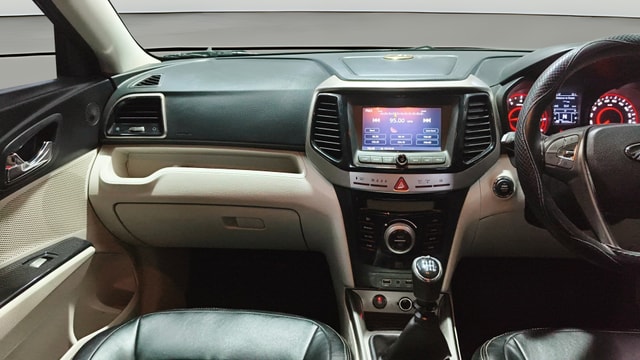 View Mahindra XUV300 Image 33 Used Mahindra XUV300 Image 33