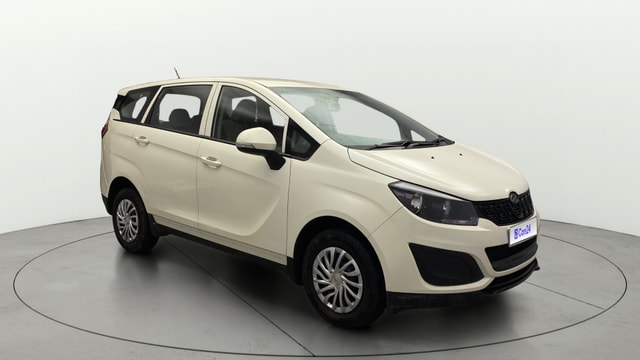View Mahindra Marazzo Image 22 Used Mahindra Marazzo Image 22