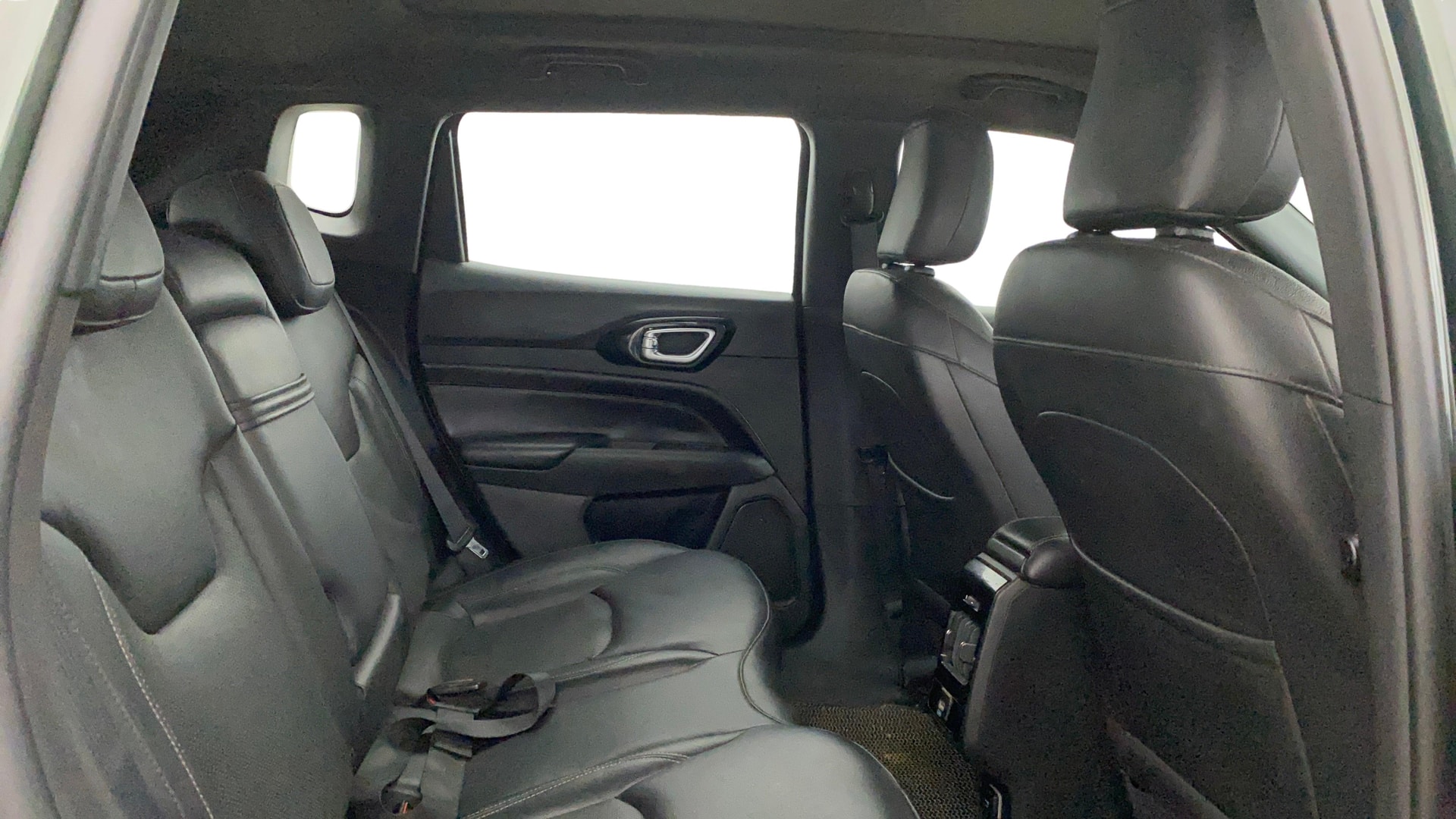 View 2021 Jeep Compass 80 Anniversary Limited Edition 1.4 Petrol DDCT Image 37 Used 2021 Jeep Compass 80 Anniversary Limited Edition 1.4 Petrol DDCT Image 37