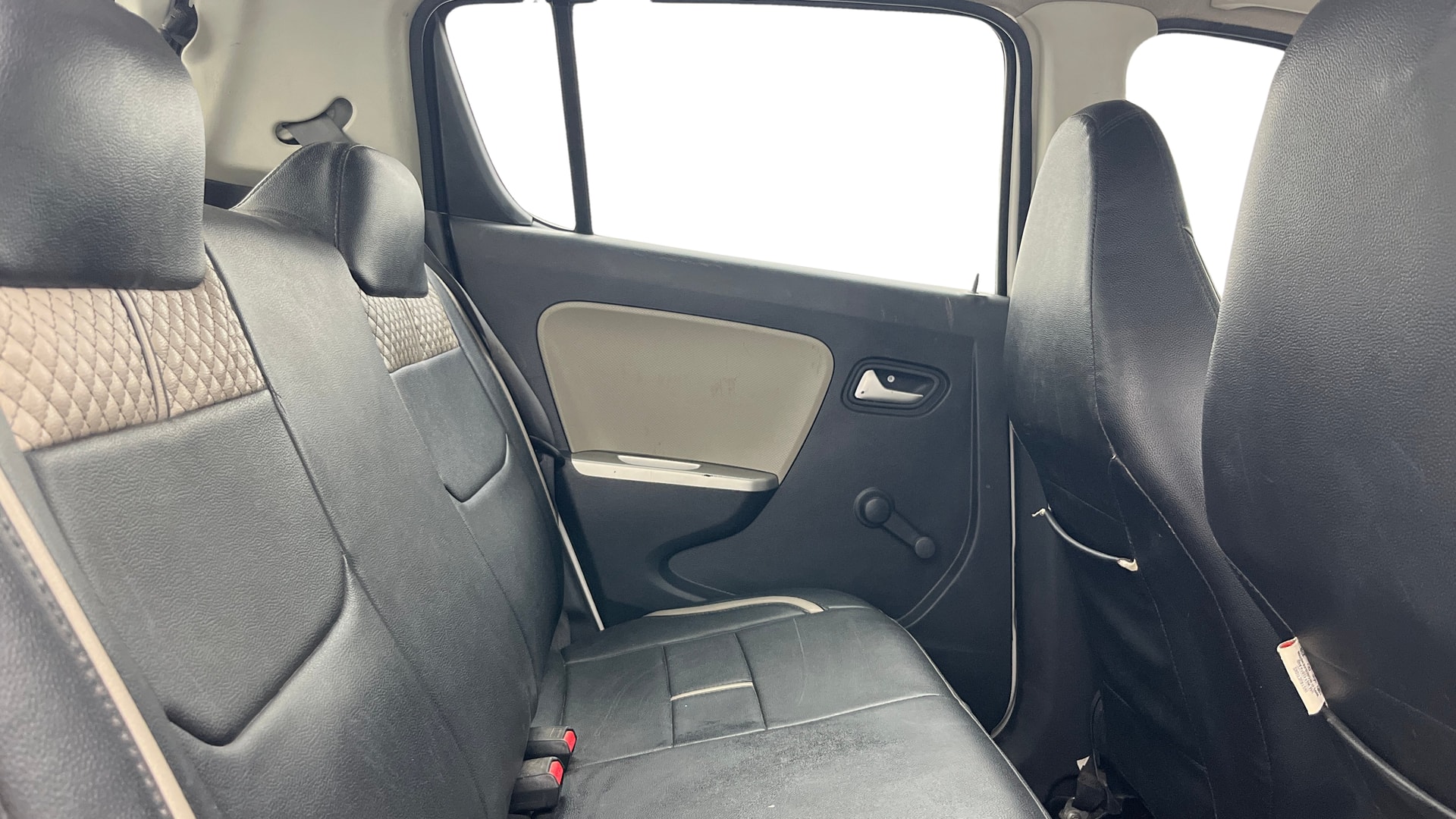 View 2017 Maruti Suzuki Alto K10 LX Image 28 Used 2017 Maruti Suzuki Alto K10 LX Image 28