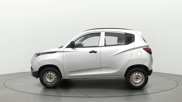 View Mahindra KUV100 Image 5 Used Mahindra KUV100 Image 5