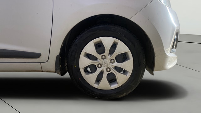 View Hyundai Xcent Image 39 Used Hyundai Xcent Image 39