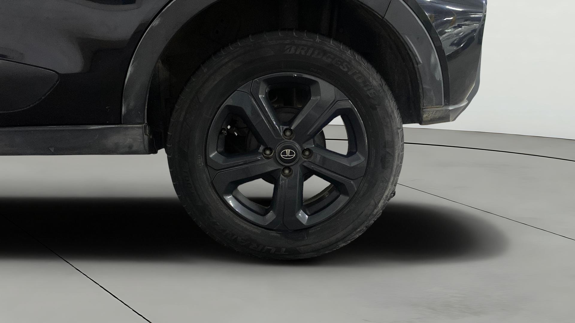 View 2021 Tata Nexon Revotorq XZA Plus AMT Dark Image 7 Used 2021 Tata Nexon Revotorq XZA Plus AMT Dark Image 7