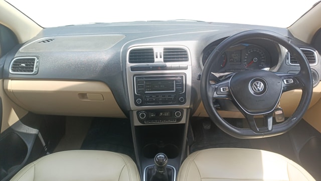 View Volkswagen Polo Image 16 Used Volkswagen Polo Image 16