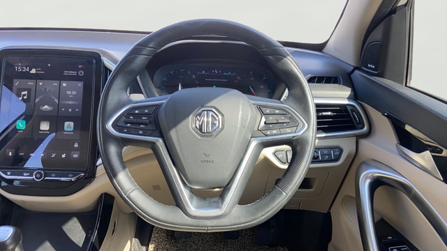 View MG Hector Image 21 Used MG Hector Image 21