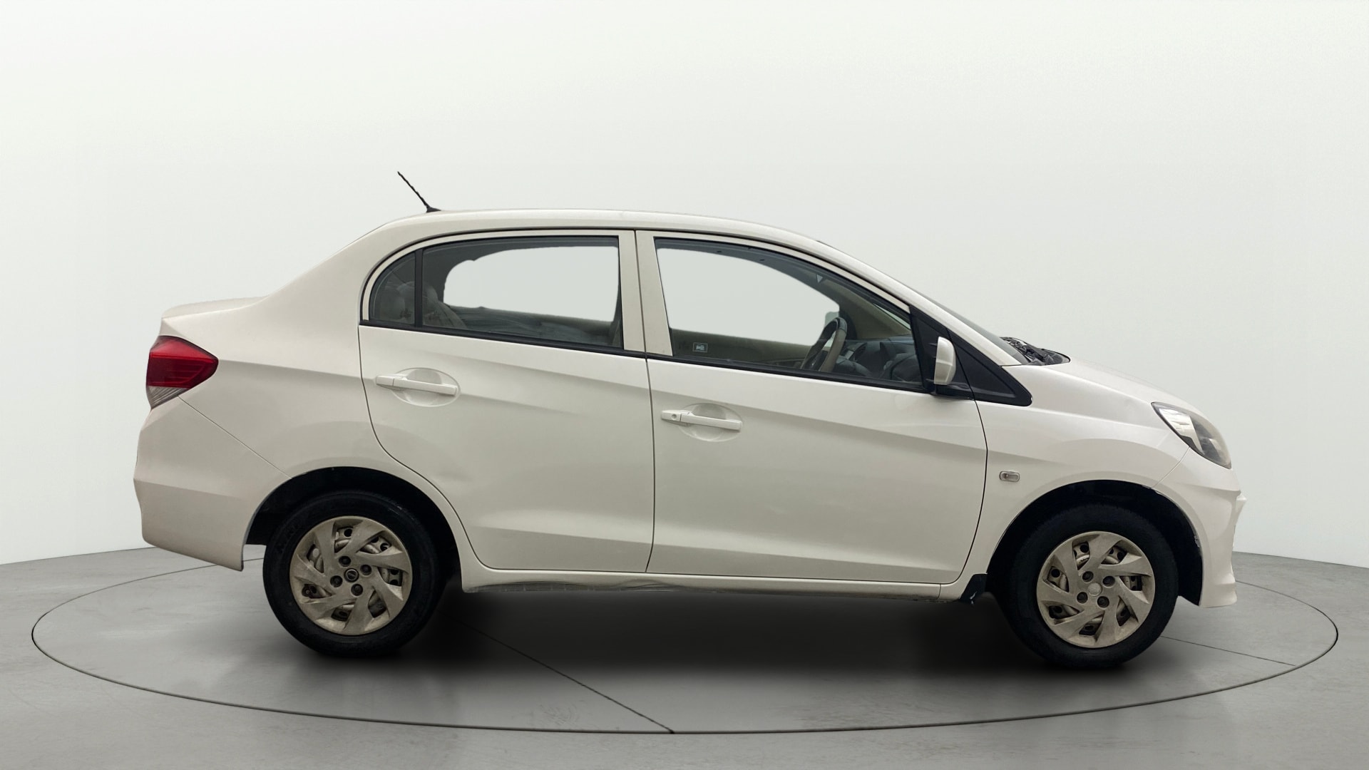 View 2015 Honda Amaze E MT Petrol BS IV Image 8 Used 2015 Honda Amaze E MT Petrol BS IV Image 8