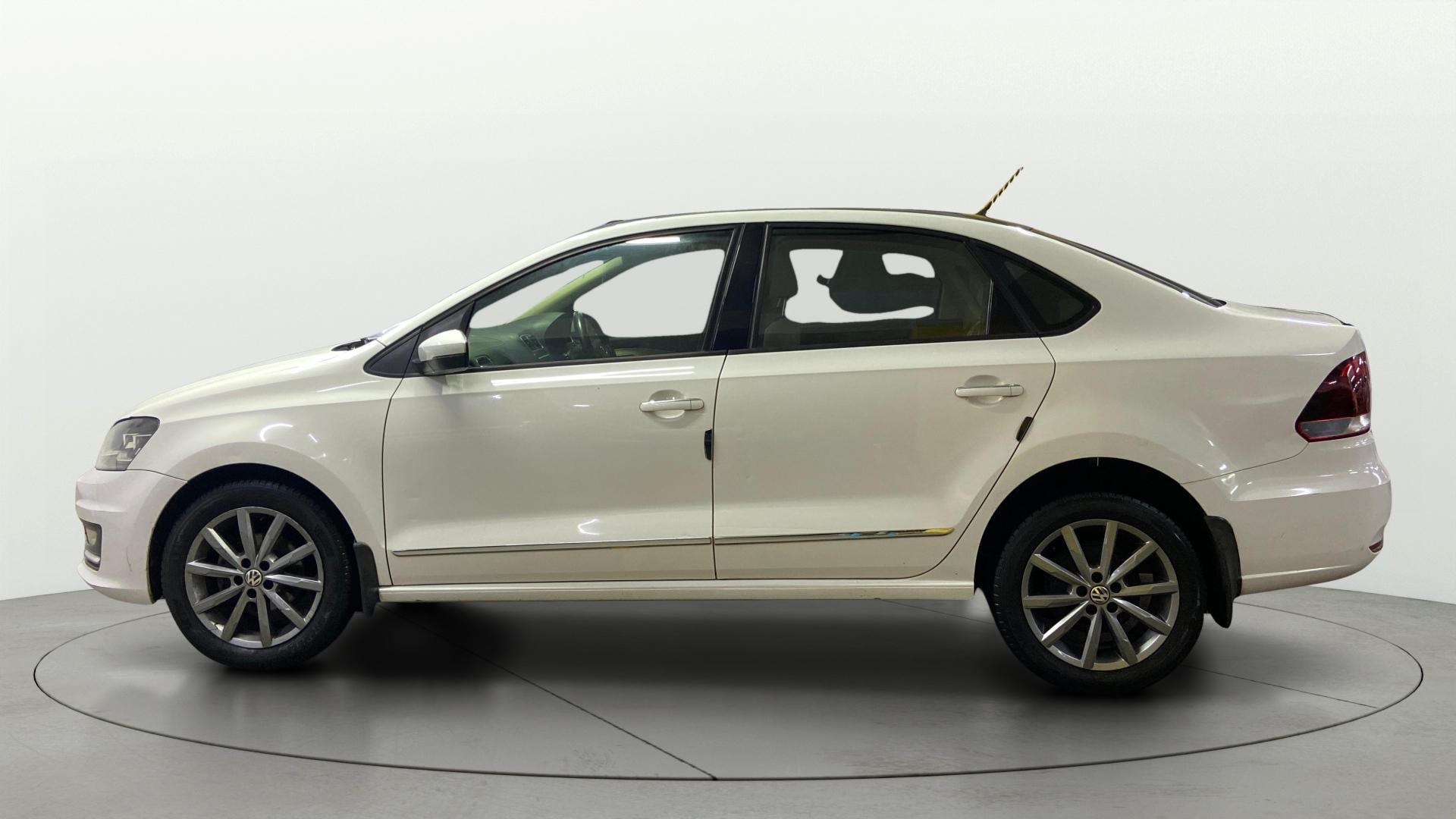View 2019 Volkswagen Vento 1.2 L TSI Comfortline Petrol AT Image 5 Used 2019 Volkswagen Vento 1.2 L TSI Comfortline Petrol AT Image 5