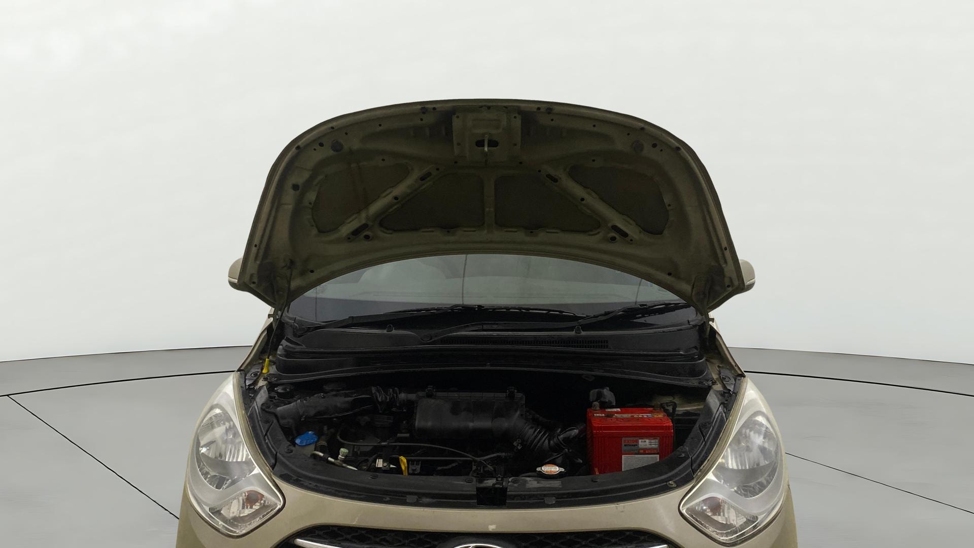 View 2013 Hyundai i10 1.2 Sportz AT Image 31 Used 2013 Hyundai i10 1.2 Sportz AT Image 31