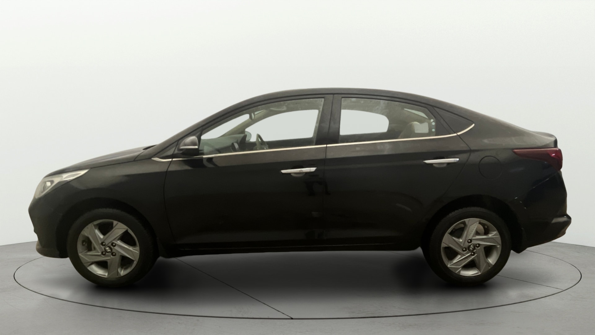Used 2023 Hyundai Verna Used 2023 Hyundai Verna