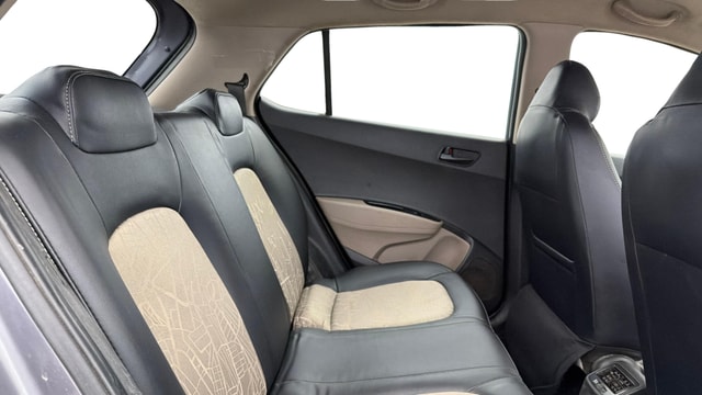 View Hyundai Grand i10 Image 28 Used Hyundai Grand i10 Image 28