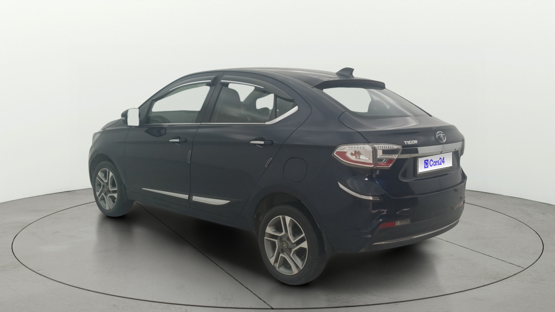 View 2022 Tata Tigor XE Diesel Image 2 Used 2022 Tata Tigor XE Diesel Image 2