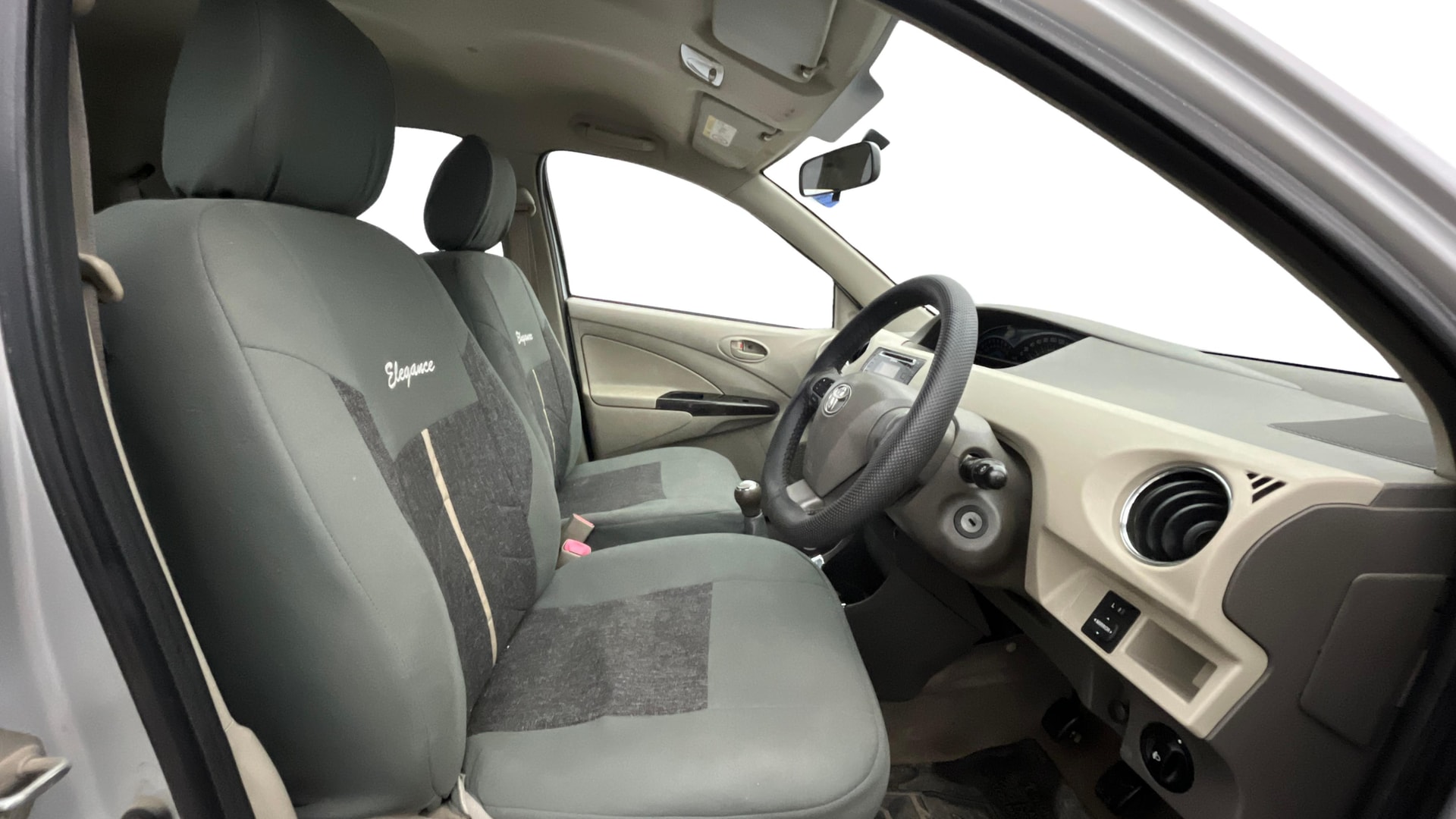 View 2015 Toyota Etios VX Image 25 Used 2015 Toyota Etios VX Image 25