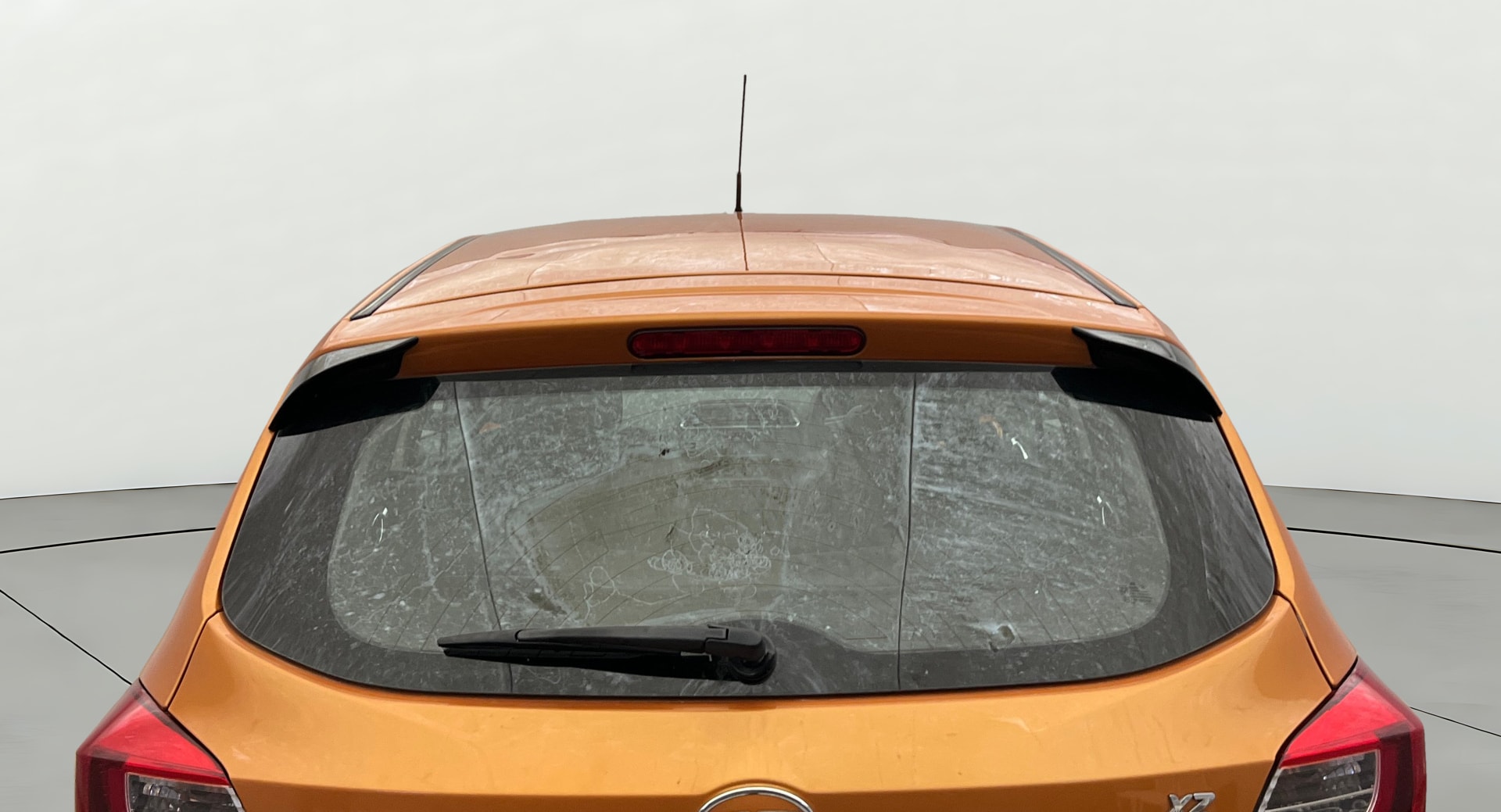 View 2018 Tata Tiago Revotorq XB Image 3 Used 2018 Tata Tiago Revotorq XB Image 3