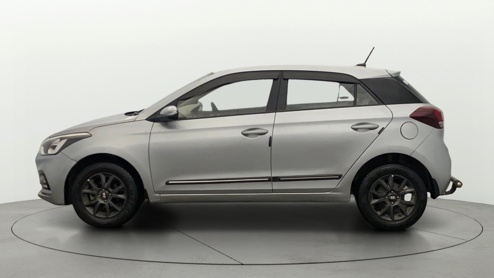 View 2020 Hyundai Elite i20 1.2 Sportz Plus Petrol Image 5 Used 2020 Hyundai Elite i20 1.2 Sportz Plus Petrol Image 5